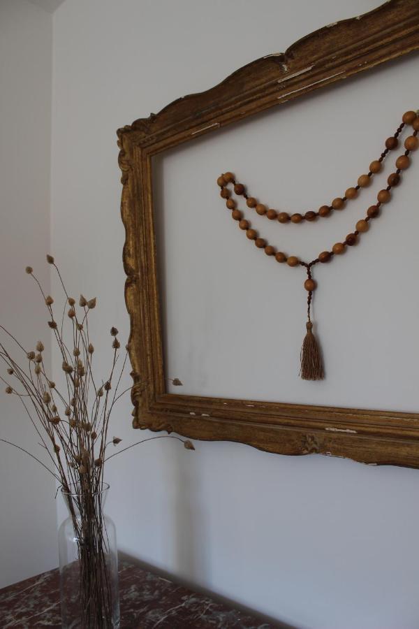 Chez Elles En Provence Villa น็องส์-เลส์-แป็งส์ ภายนอก รูปภาพ