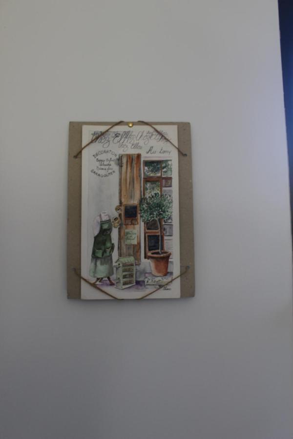 Chez Elles En Provence Villa น็องส์-เลส์-แป็งส์ ภายนอก รูปภาพ